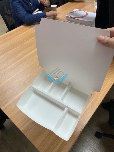 hộp cơm giấy rotated 3
