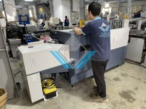 Cat bung gap mep sach