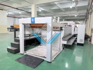 May cat cuon ra to 2 dao quay