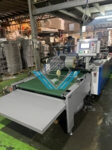 May dan hop co cua so