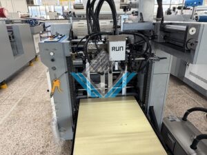 May can mang tu dong