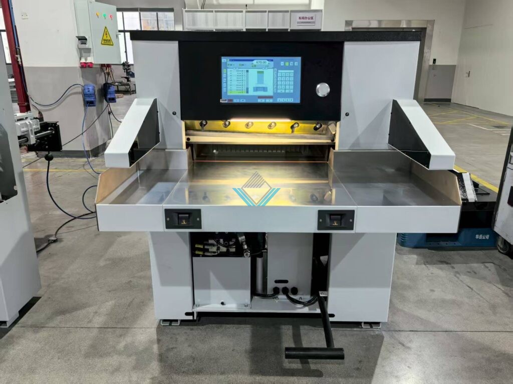 May cat giay kho nho HPM